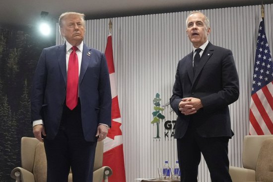 炒股配资最新 特朗普称伊朗希望讨论冲突降级 拒绝就美国是否会进一步军事介入置评